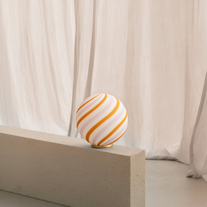 Murano Candy bordslampa gul/ljusrosa swirl D:30 cm