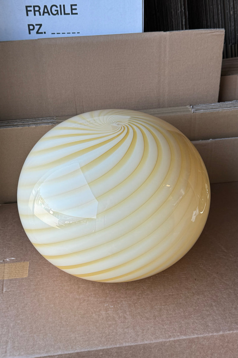 Stor Murano Candy oval pendel gul swirl D:40 cm