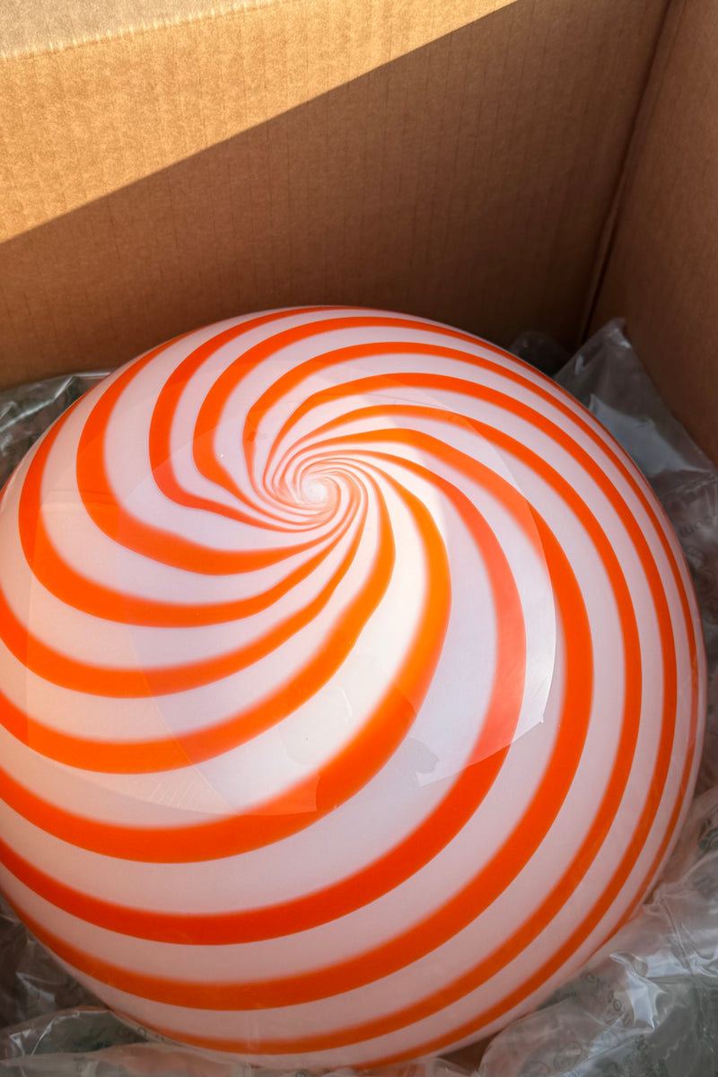 Murano Candy pendel orange/vit swirl D:30 cm