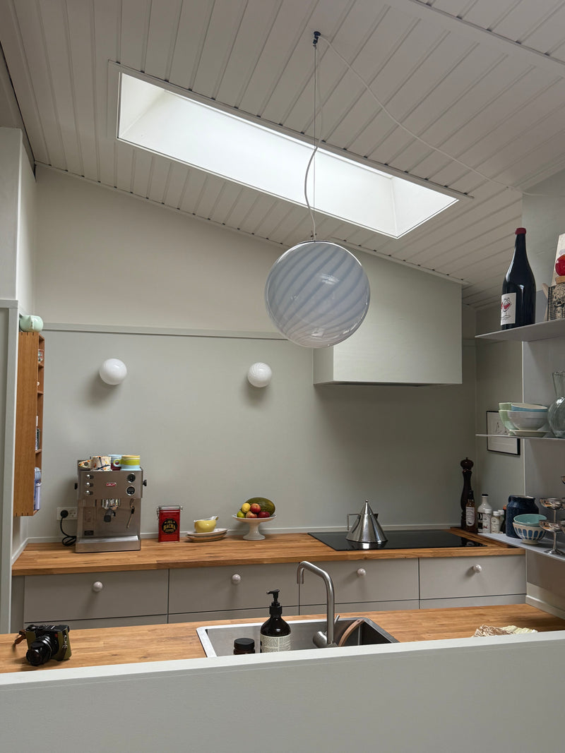 Murano Candy pendel ljusblå swirl D:30 cm