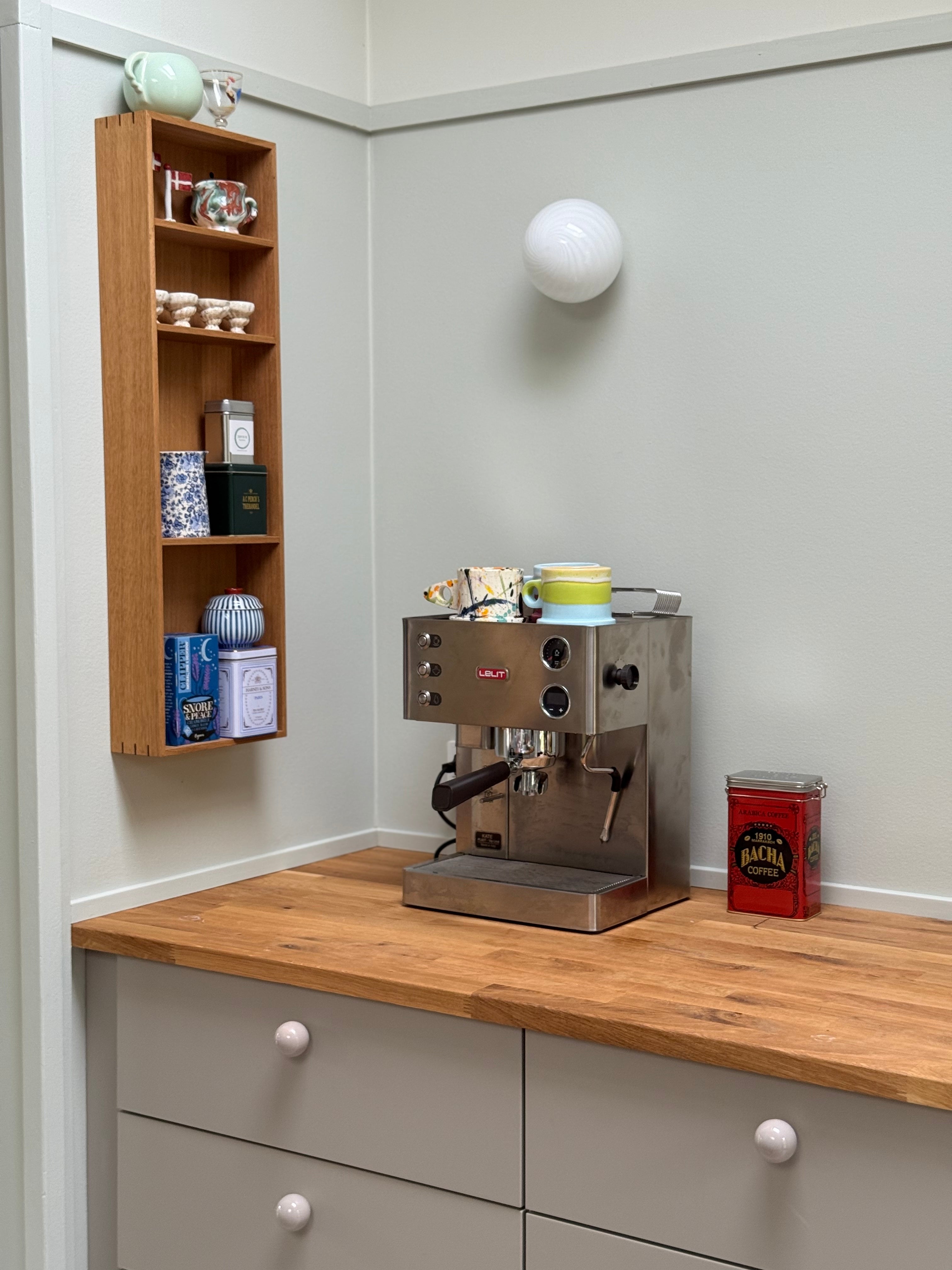 Murano Candy vägglampa vit swirl D:14 cm