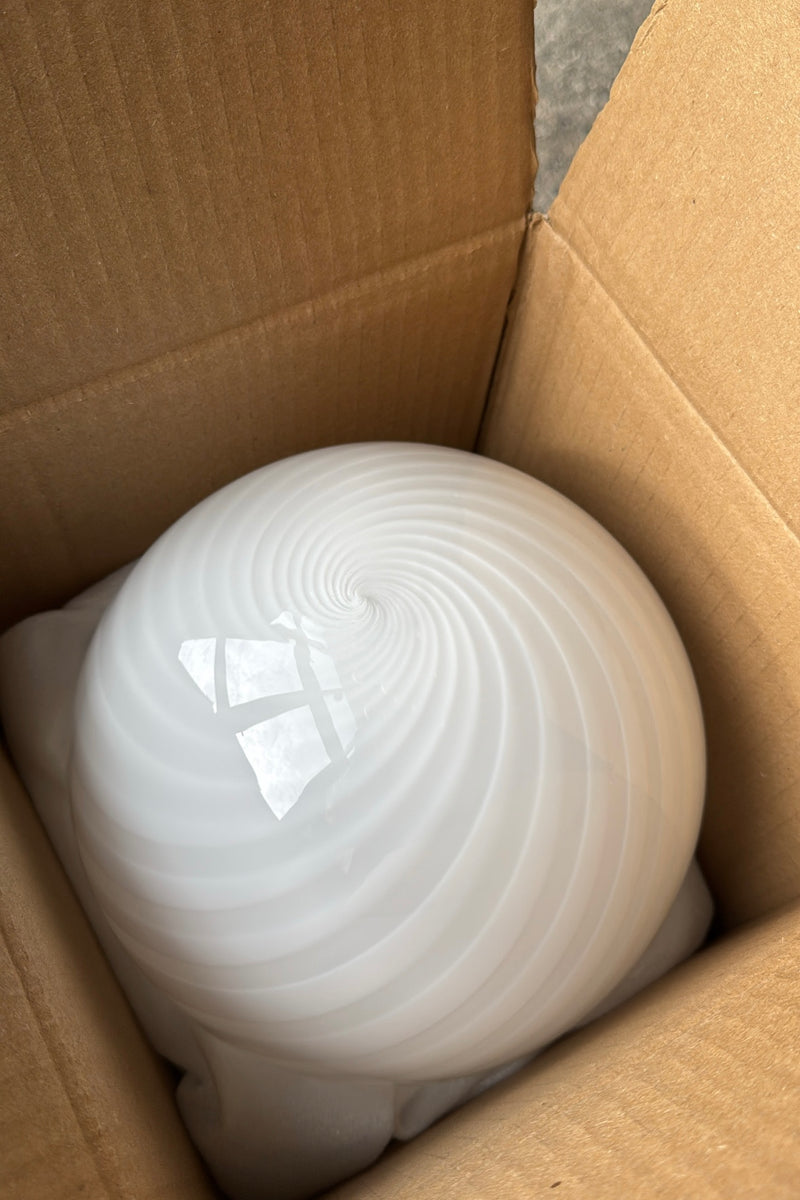 Murano Candy pendel vit swirl D:20 cm