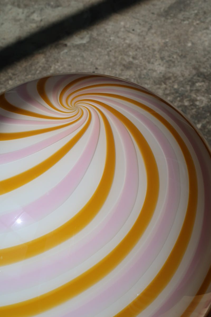 Murano Candy golvlampa gul/ljusrosa swirl D:40 cm