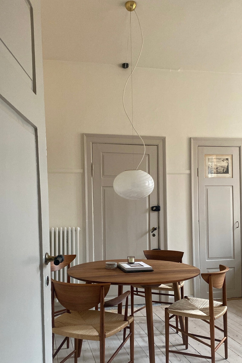 Murano oval vit swirl lampa pendel D:35 cm