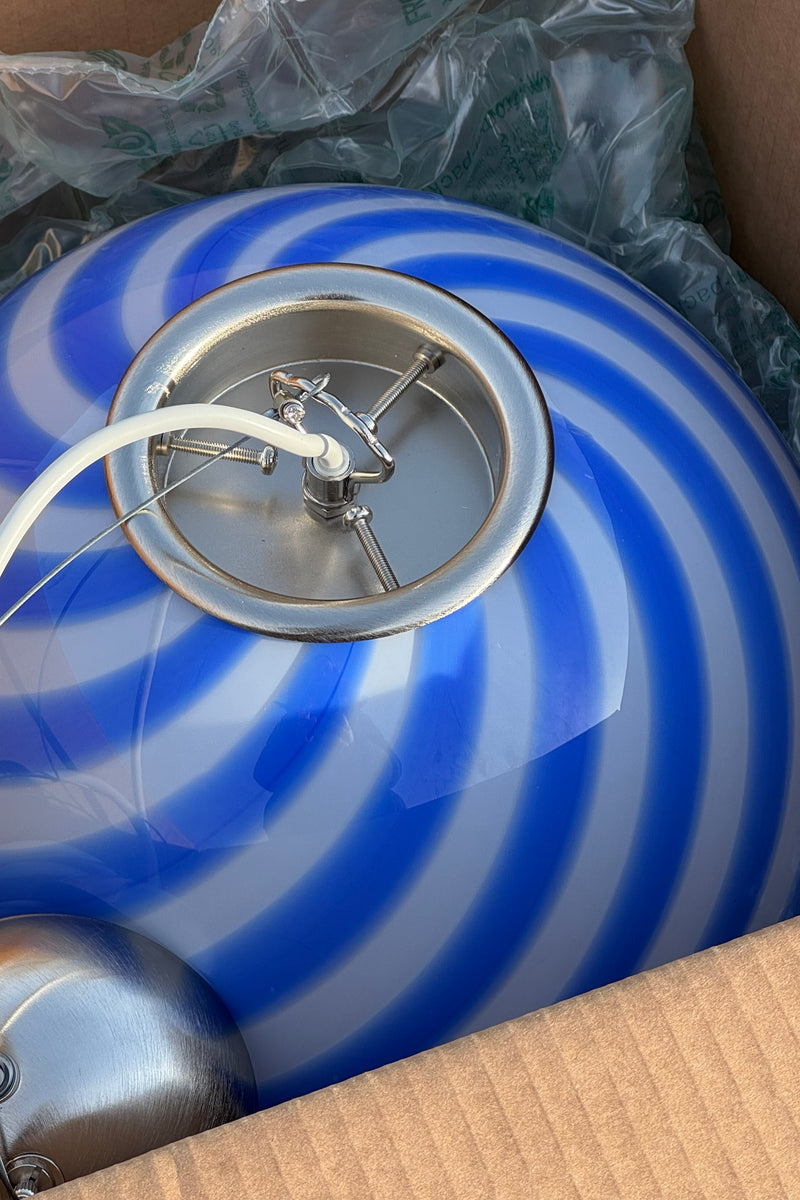 Murano Candy pendel blå/vit swirl D:30 cm