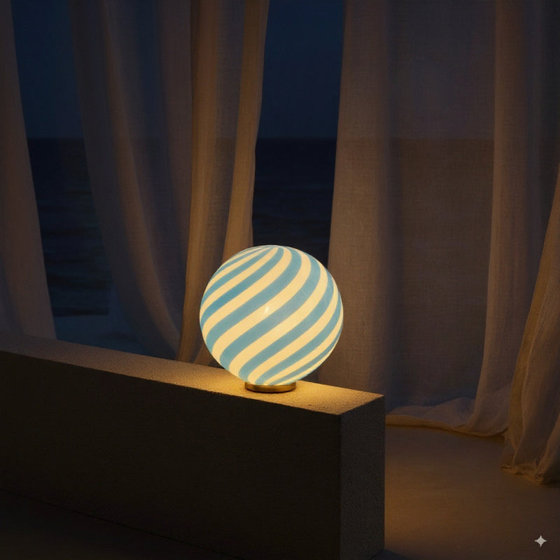 Murano Candy bordslampa blå/vit swirl D:30 cm