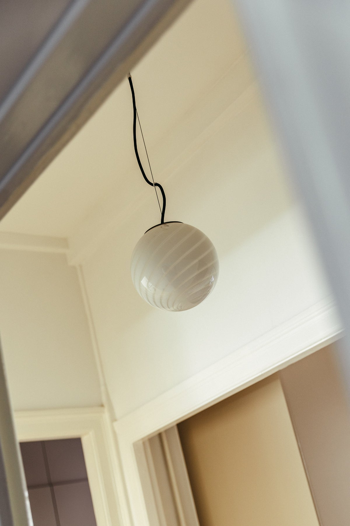Murano lampe vs. lampe de design danois : PH, Caravaggio et Murano comparés