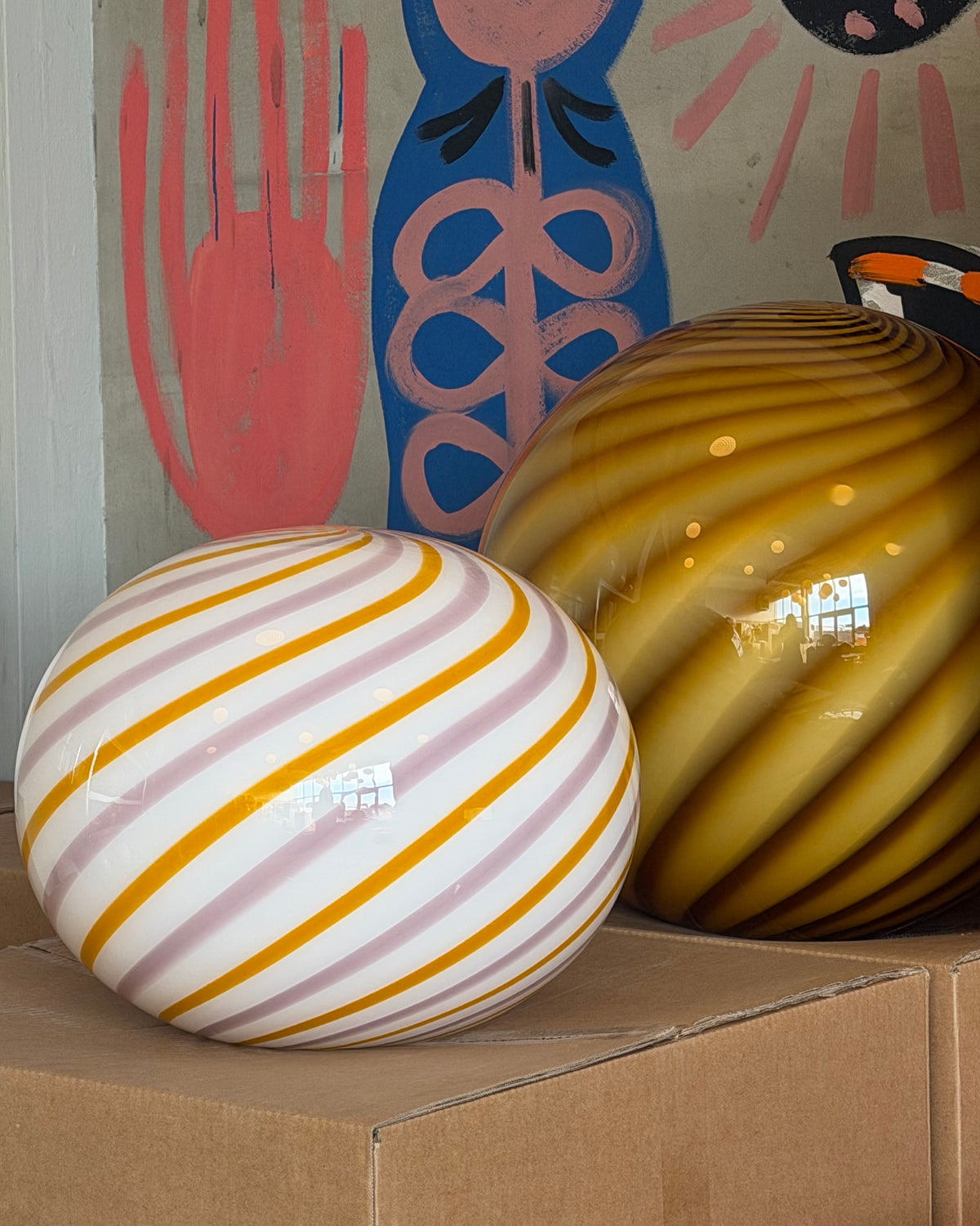 Murano Candy oval floor lamp yellow swirl D:40 cm