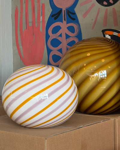 Stor Murano Candy oval pendel gul/lilla swirl D:40 cm