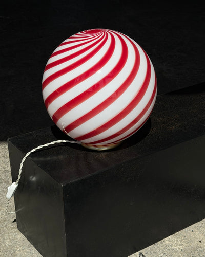 Murano Candy bordlampe bordeaux rød/hvid swirl D:30 cm