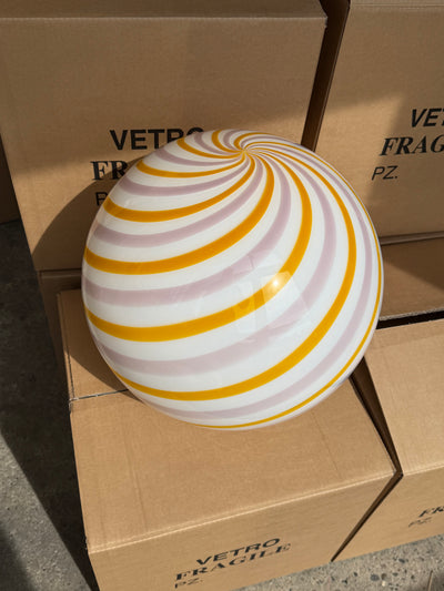 Murano Candy vloerlamp rood/wit swirl D:40 cm