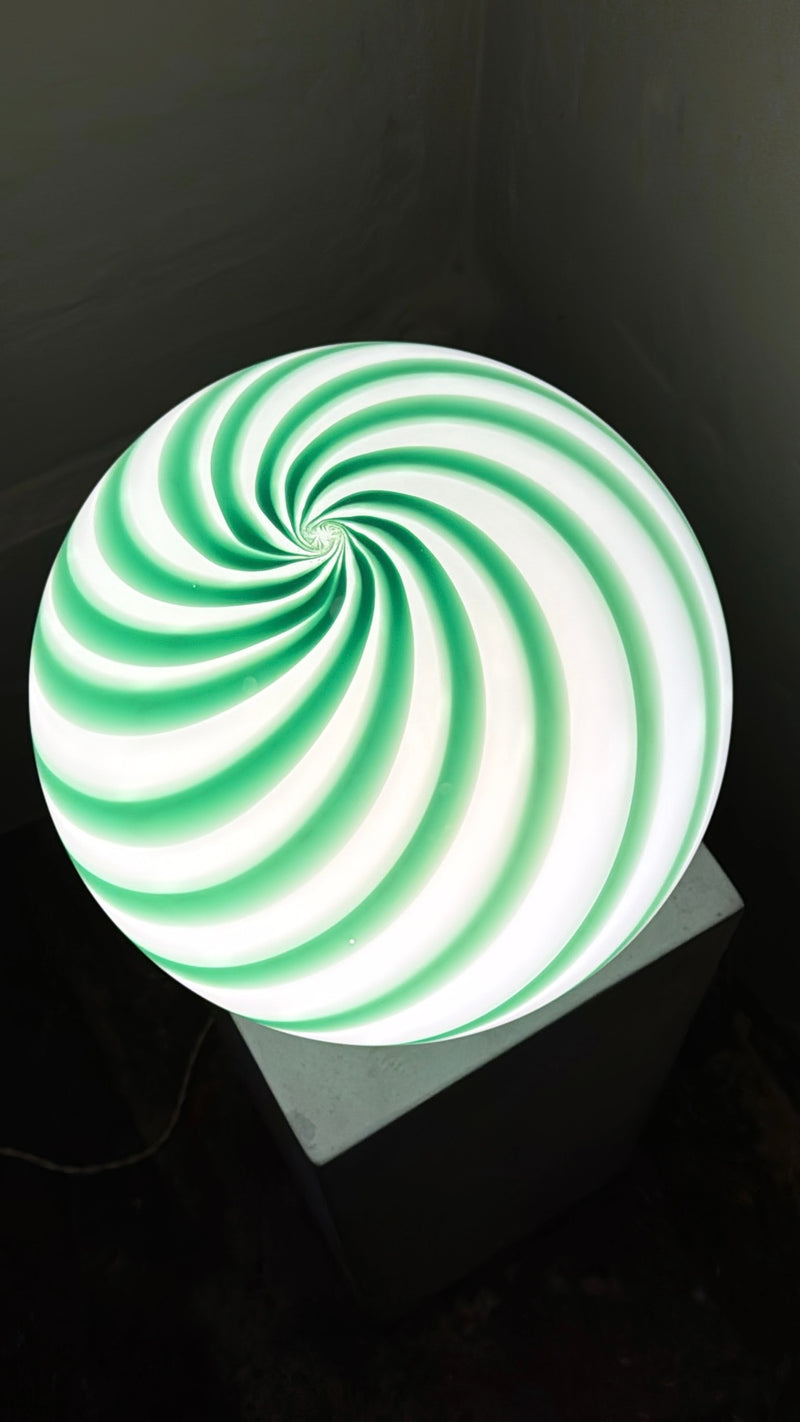 Murano Candy bordlampe grøn/hvid swirl D:30 cm