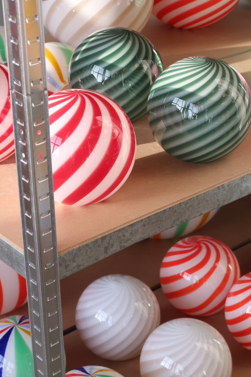 Murano Candy bordlampe petrolium grøn swirl D:20 cm