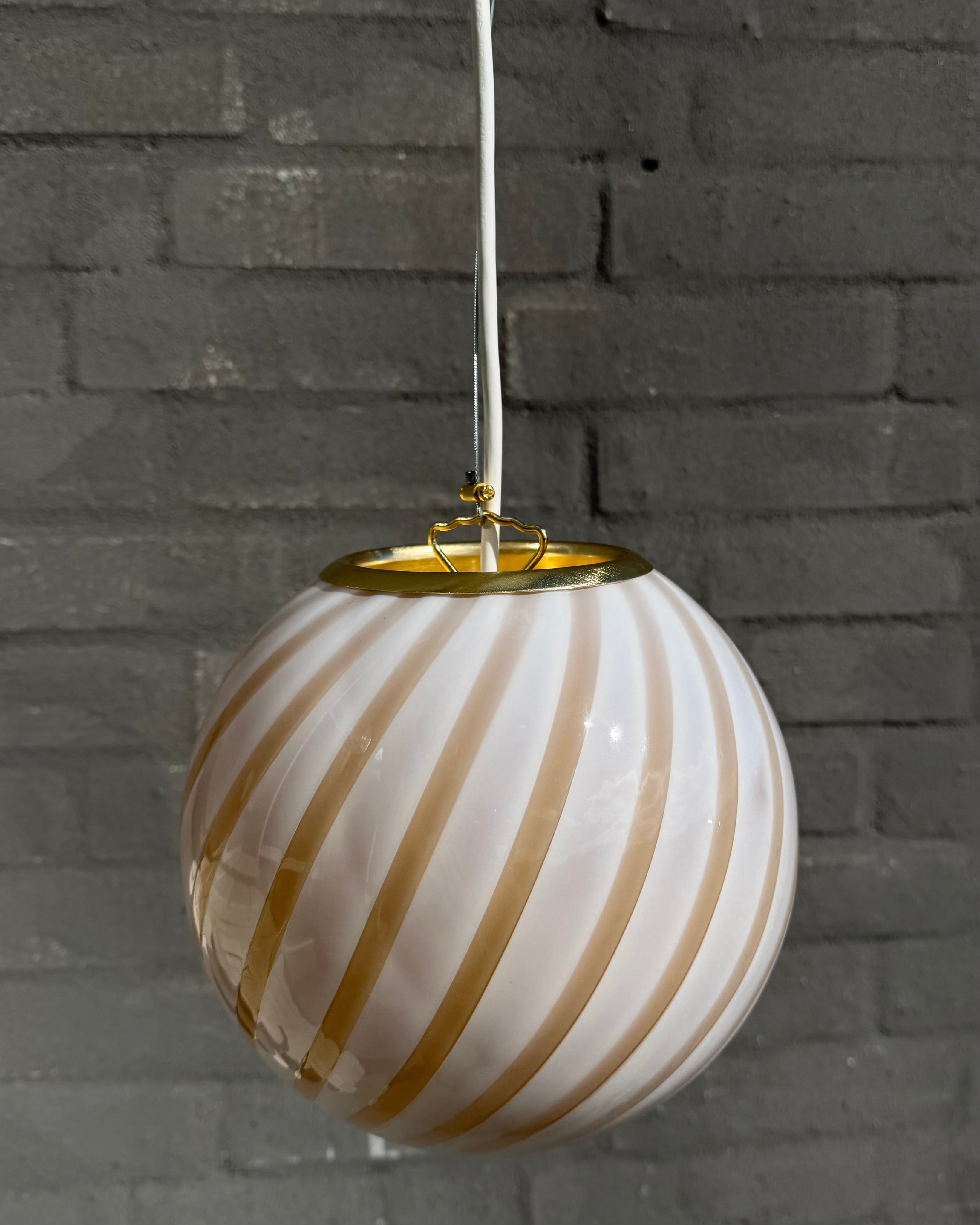 Murano Candy pendant caramel cream swirl D:20 cm