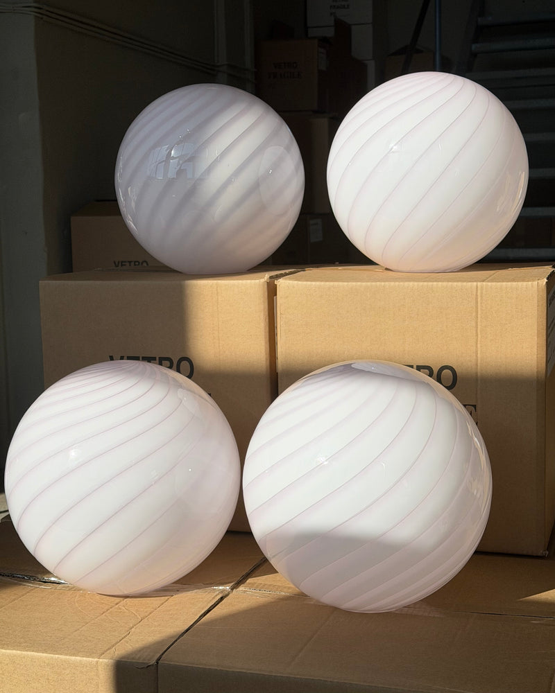 Murano Candy pendel myk lyserosa swirl D:30 cm