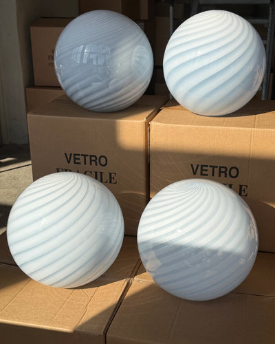 Murano Candy table lamp light blue swirl D:30 cm