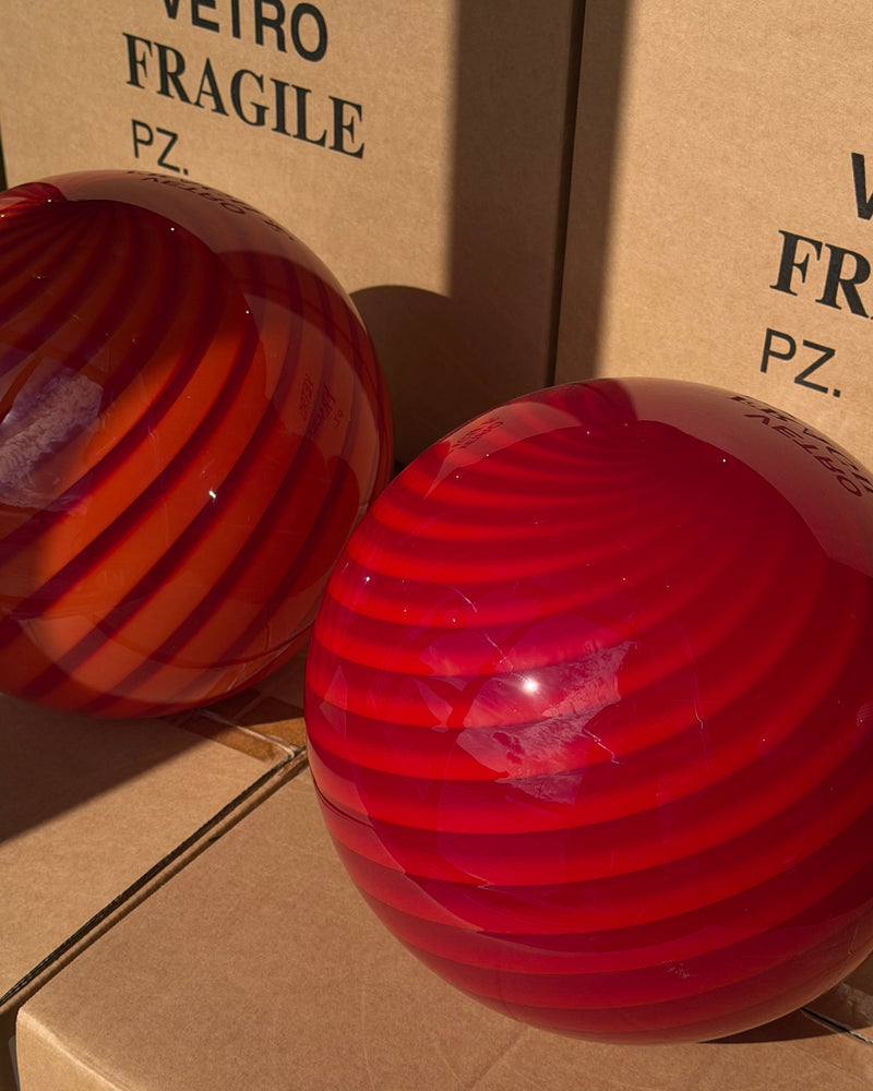 Murano Candy table lamp red/white swirl D:30 cm