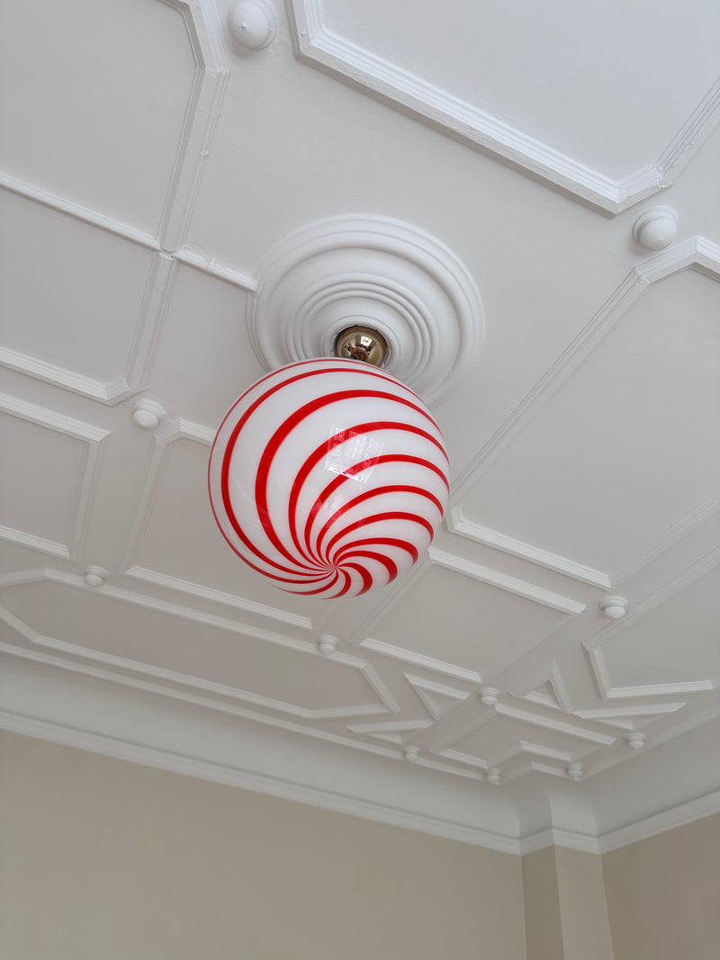 Stor Murano Candy-Pendel rot/weiß Swirl D:40 cm