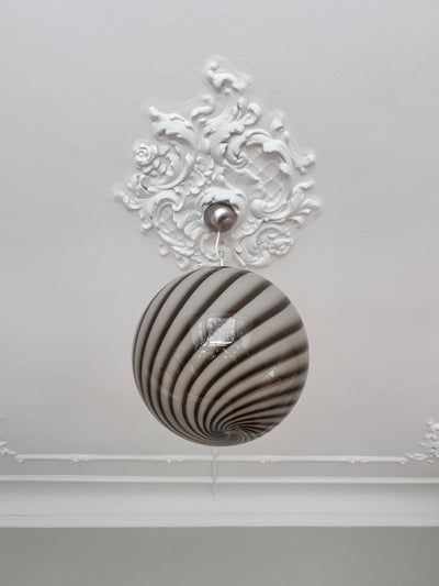 Stor Murano Candy-Pendelleuchte grau-brauner Wirbel D:40 cm