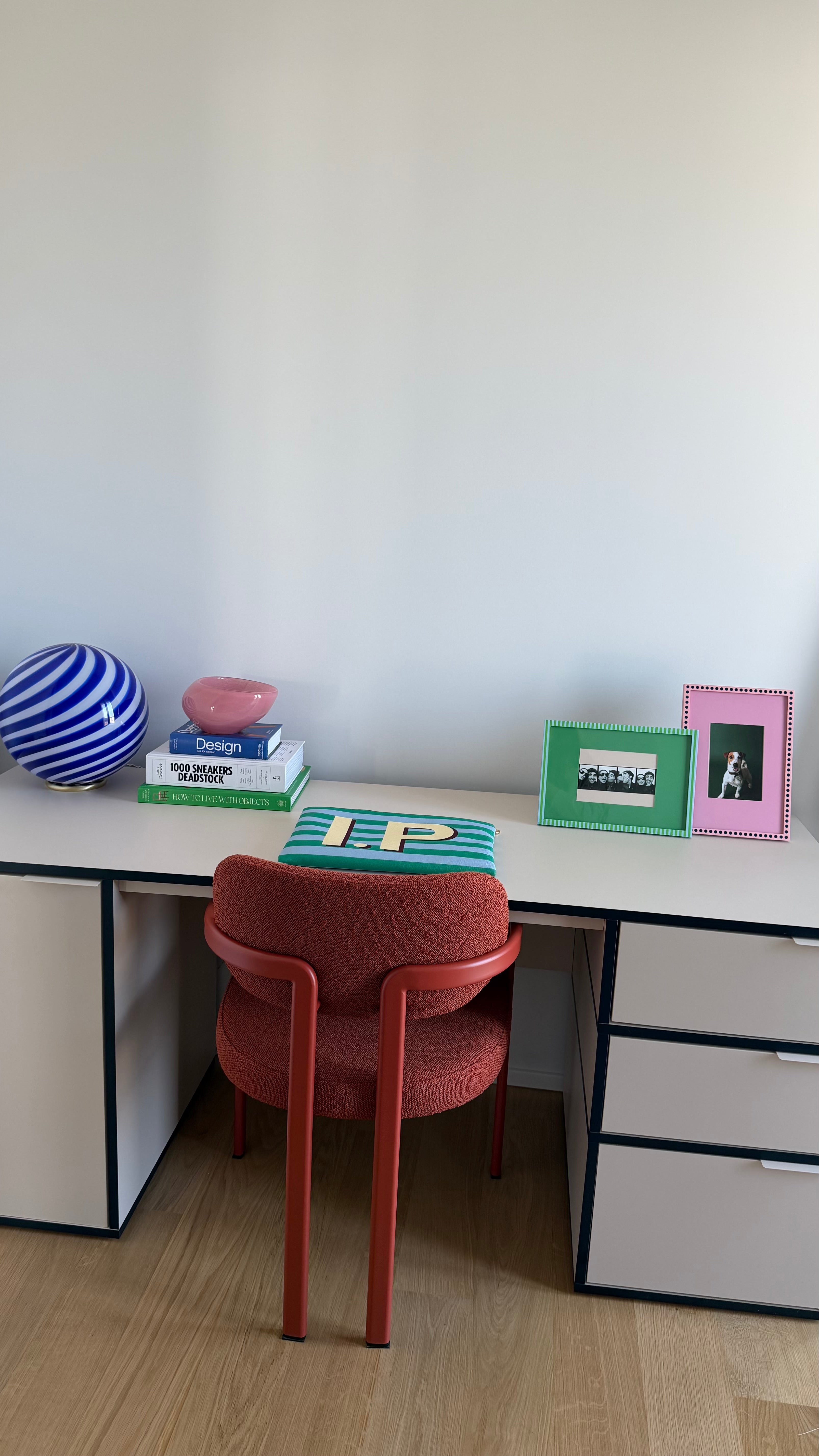 Murano Candy table lamp cobalt blue/white swirl D:30 cm