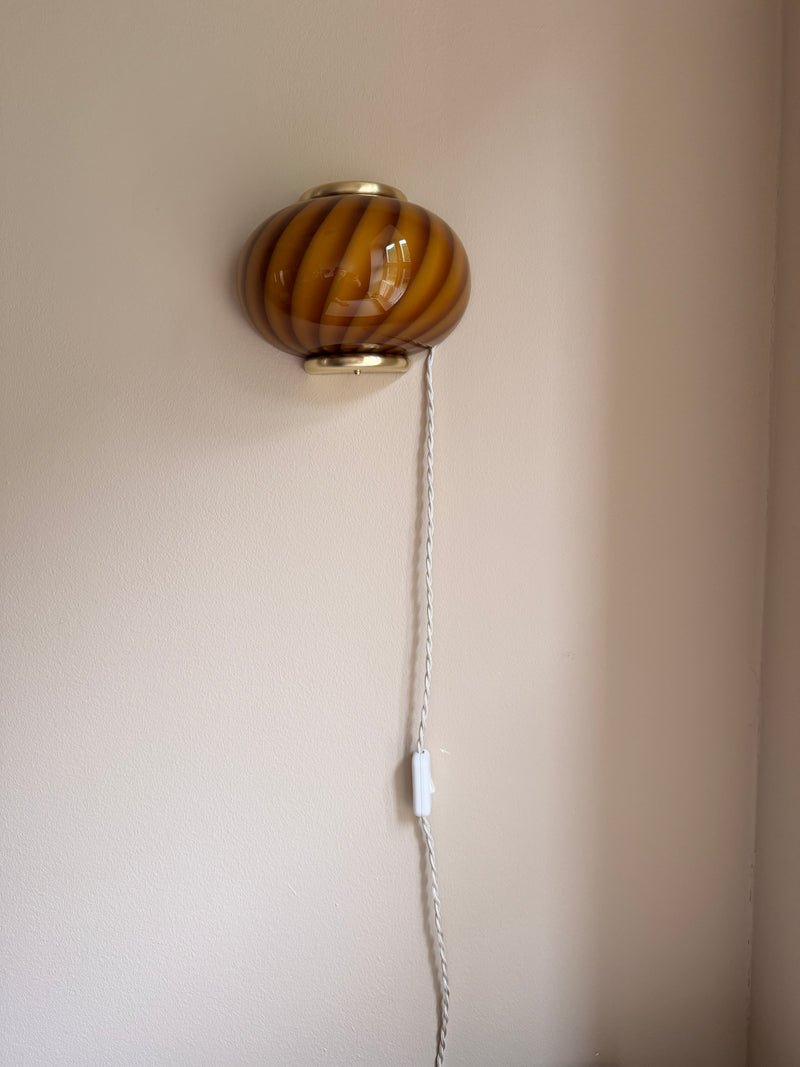 Murano Candy muurlamp oranje amber spiraal 21x15cm