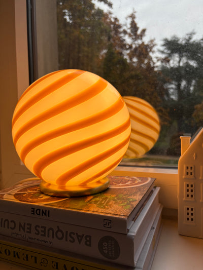 Murano Candy bordlampe gul/hvid swirl D:20 cm