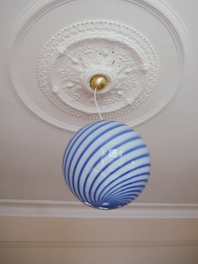 Stor Murano Candy-Pendelleuchte blau Swirl D:40 cm