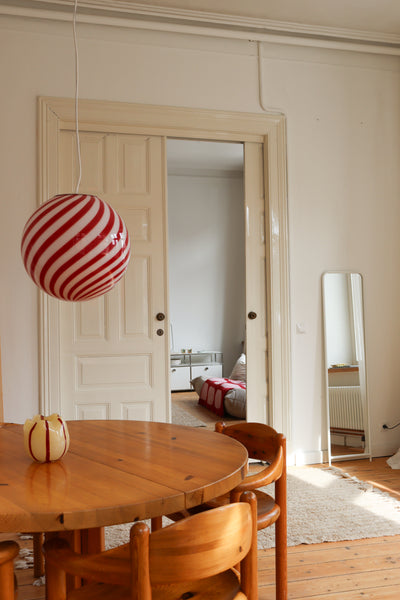 Large Murano Candy pendant bordeaux red/white swirl D:40 cm