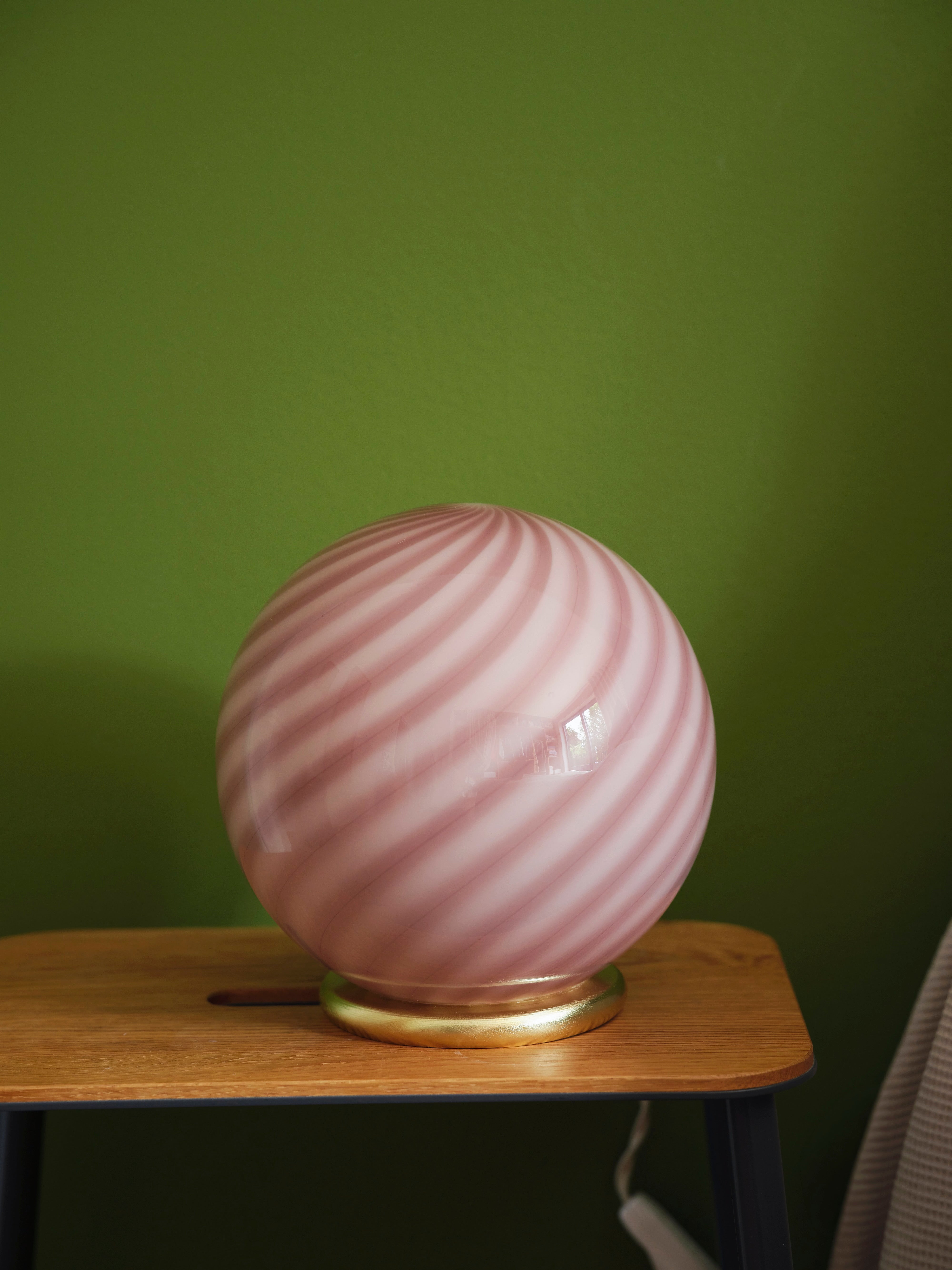 Murano Candy table lamp, amethyst purple swirl, Ø20 cm