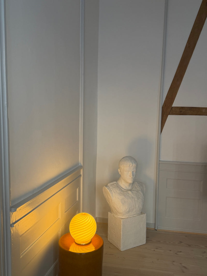 Murano Candy bordlampe gul swirl D:20 cm