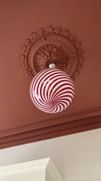 Murano Candy pendant burgundy red/white swirl D:30 cm