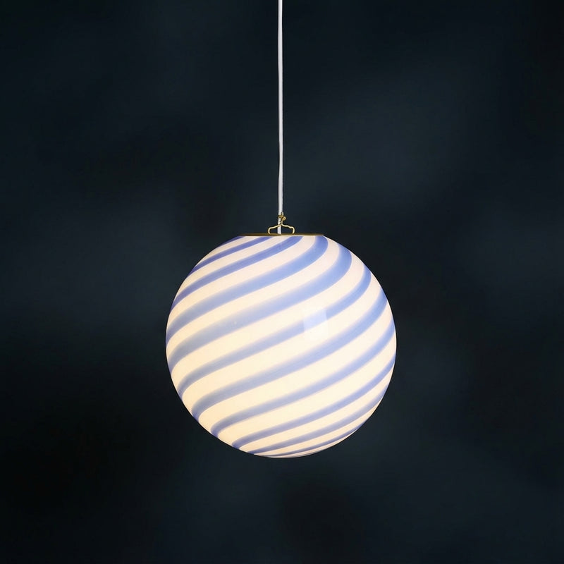 Murano Candy pendel blå/hvid swirl D:30 cm med lys