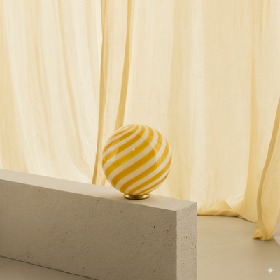 Murano Candy tafellamp geel/wit swirl D:30 cm